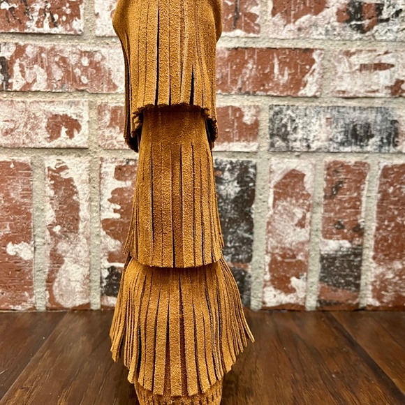 Minnetonka 3 Layer Fringe Brown Boots - Picture 7 of 11